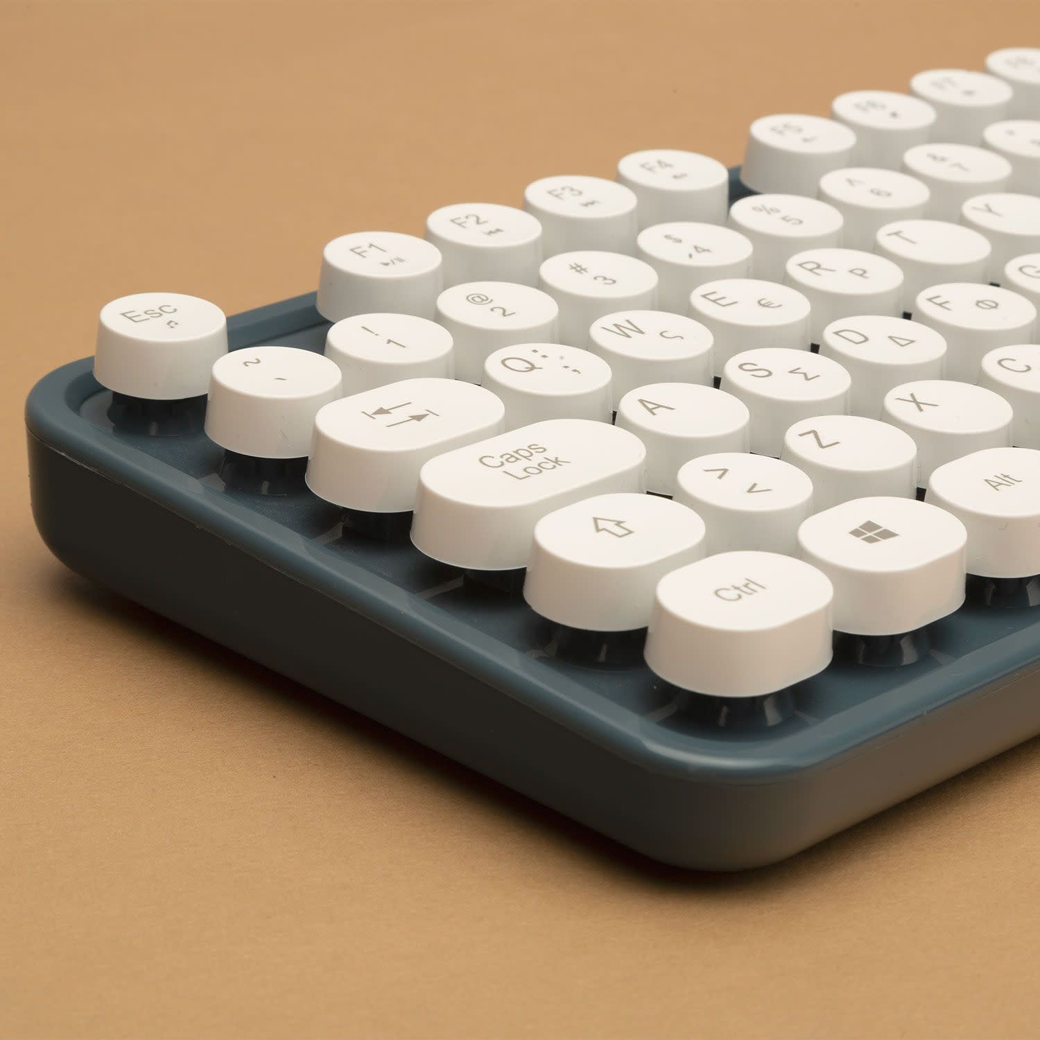 Κάνε κλικ για να δεις την εικόνα 5 του Sentio Κeyboard Retro Dark Blue