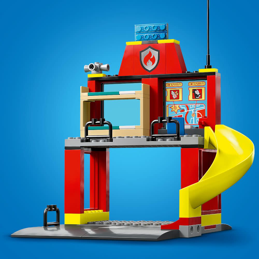 Εικόνα 5 του LEGO City Fire Station and Fire Truck 60375
