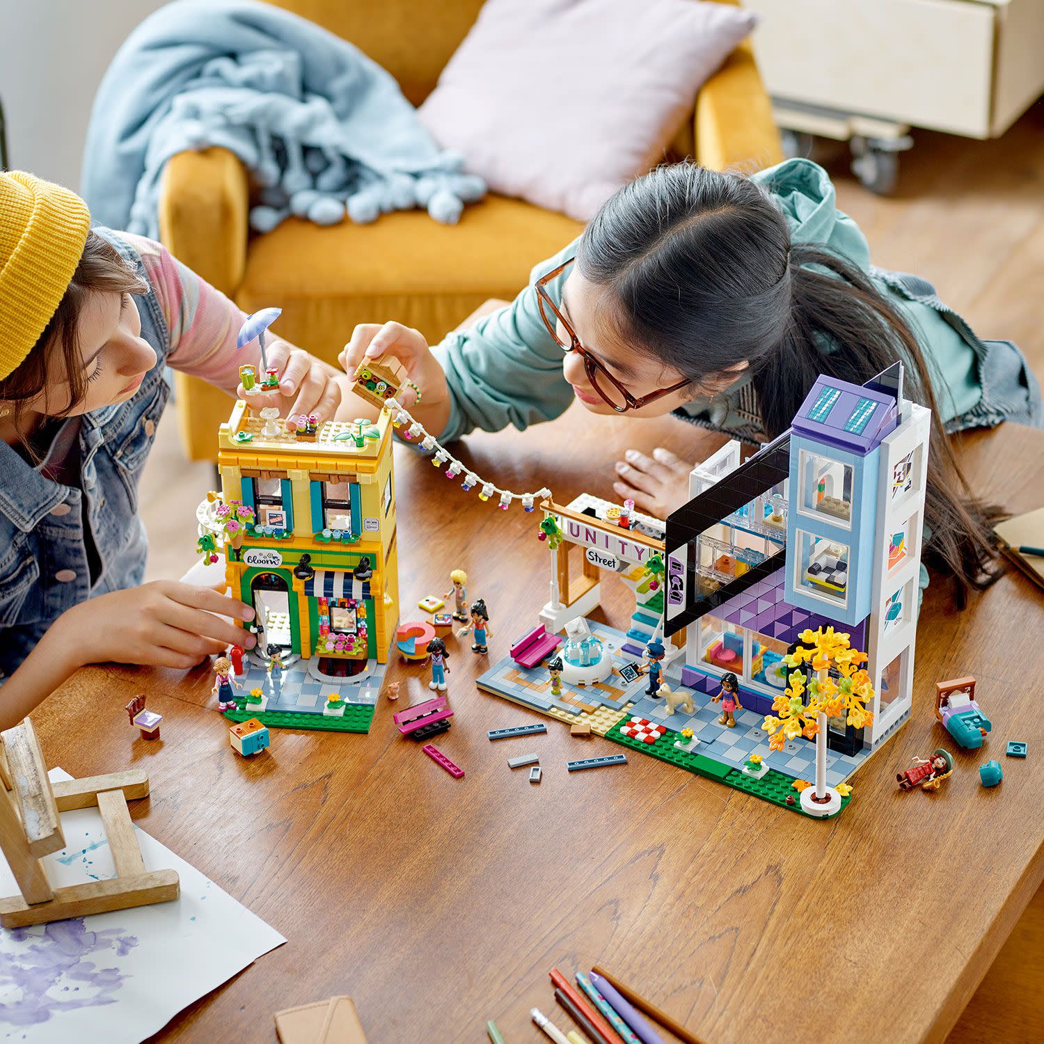 Εικόνα 7 του LEGO Friends  Downtown Flower and Design Stores 41732