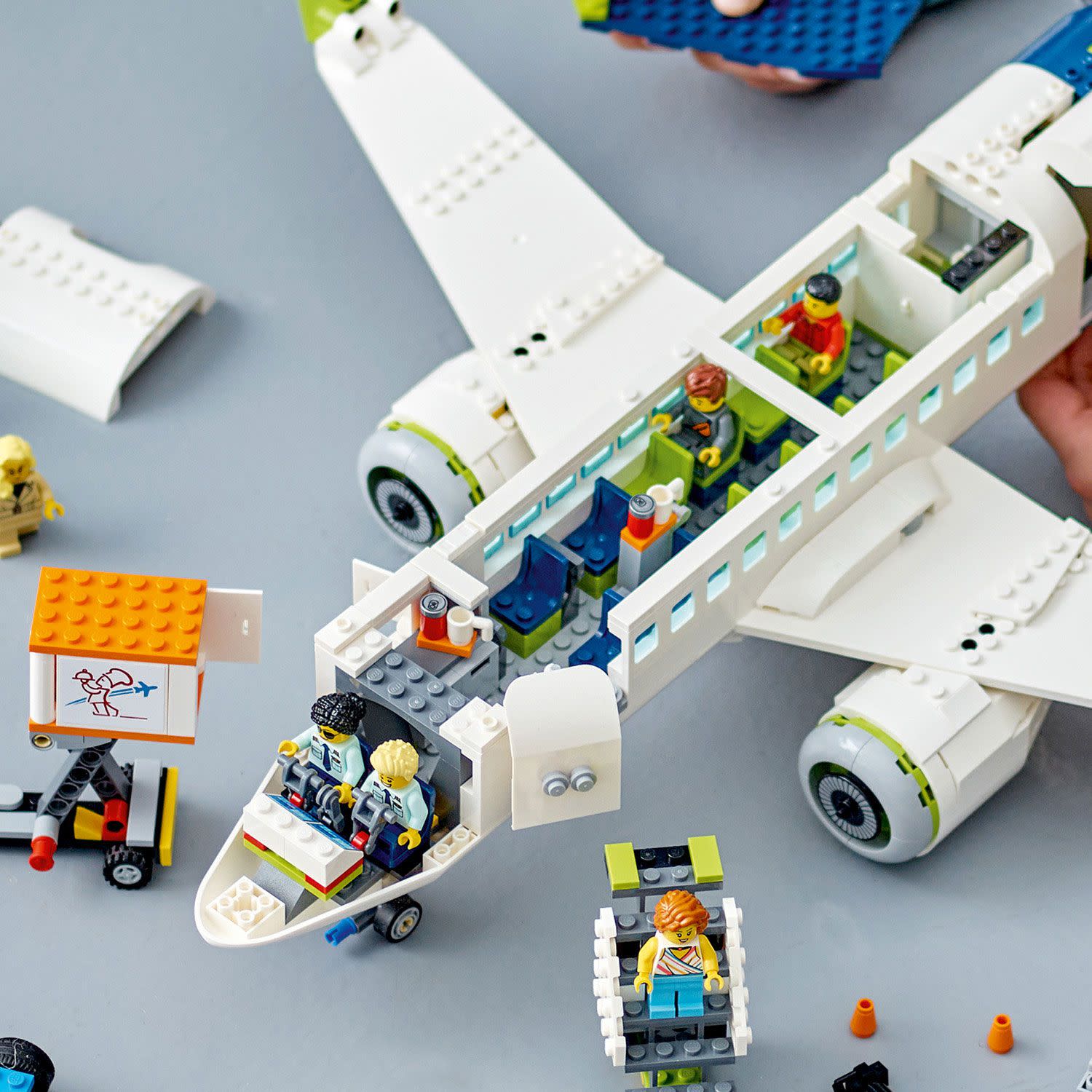Εικόνα 4 του LEGO Passenger Airplane 60367