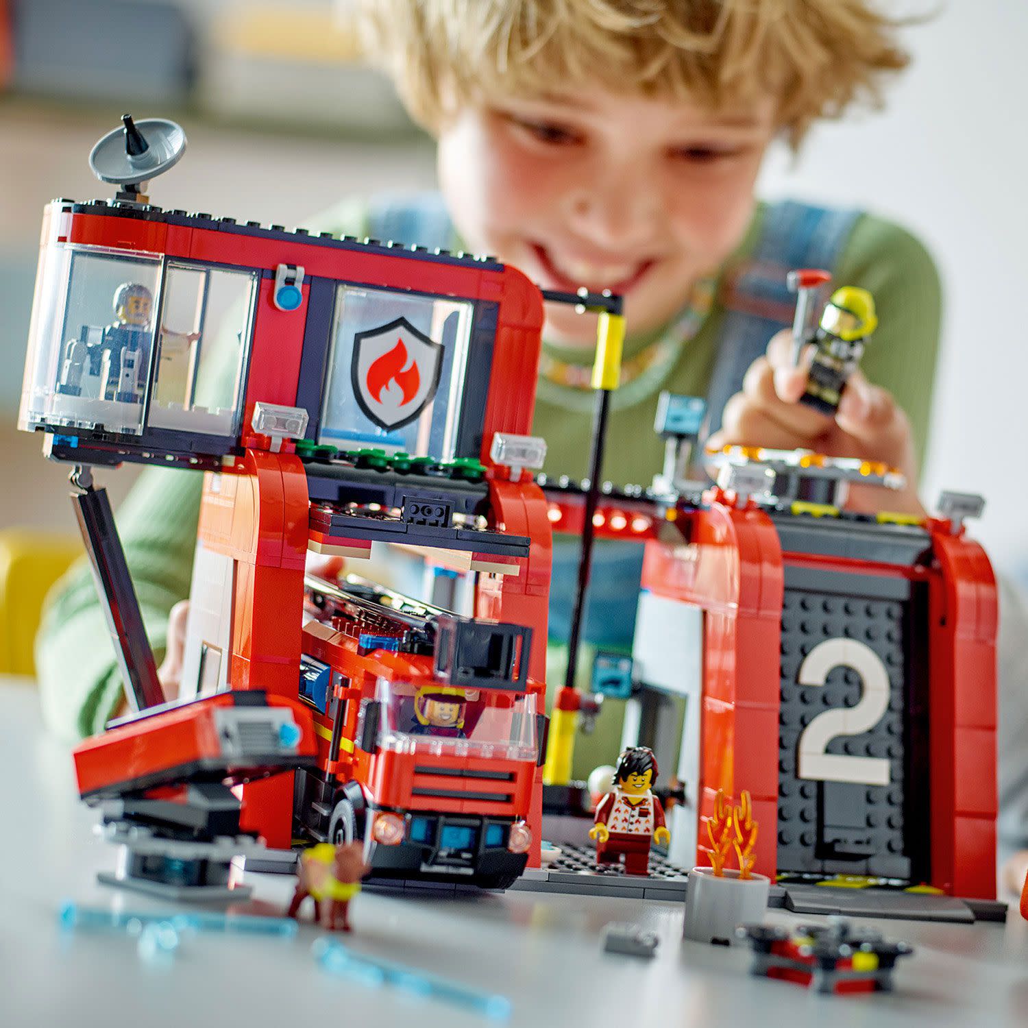 Εικόνα 6 του LEGO Fire Station With Fire Truck 60414
