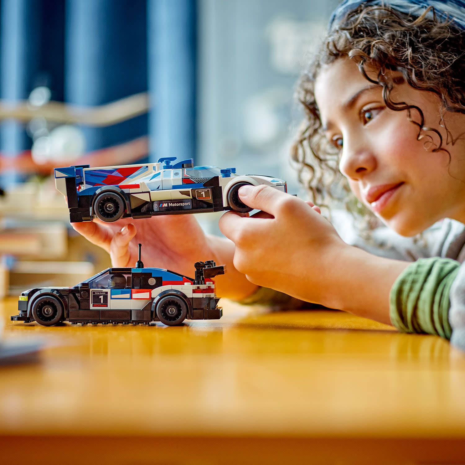 Εικόνα 6 του LEGO Bmw M4 Gt3 & Bmw M Hybrid V8 Race Cars 76922