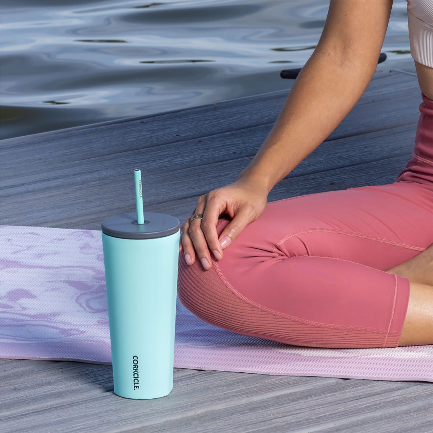 Κάνε κλικ για να δεις την εικόνα 3 του Corkcicle Cold Cup With Straw 710ml Santorini