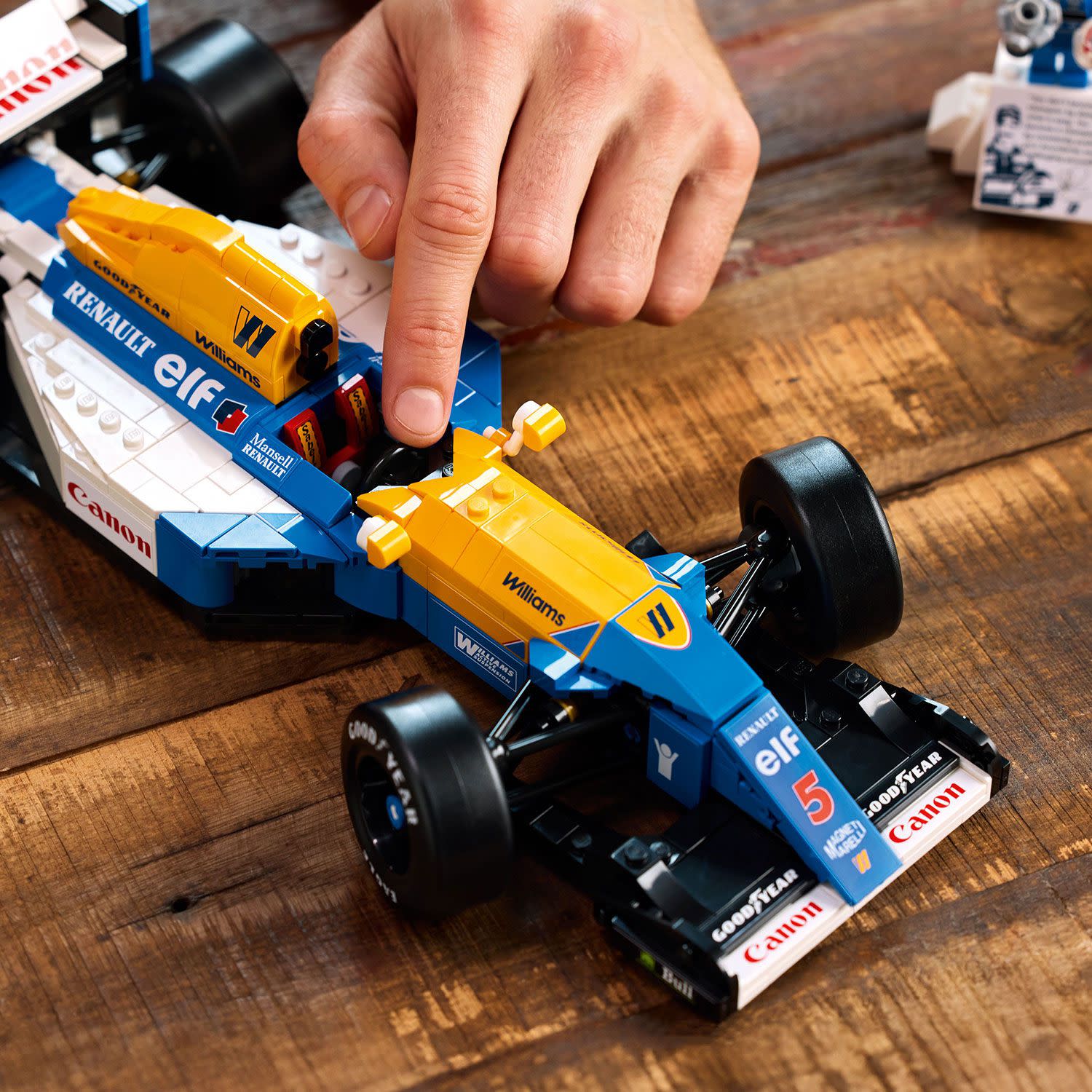 Κάνε κλικ για να δεις την εικόνα 3 του LEGO 10353 Williams Racing Fw14B & Nigel Mansell