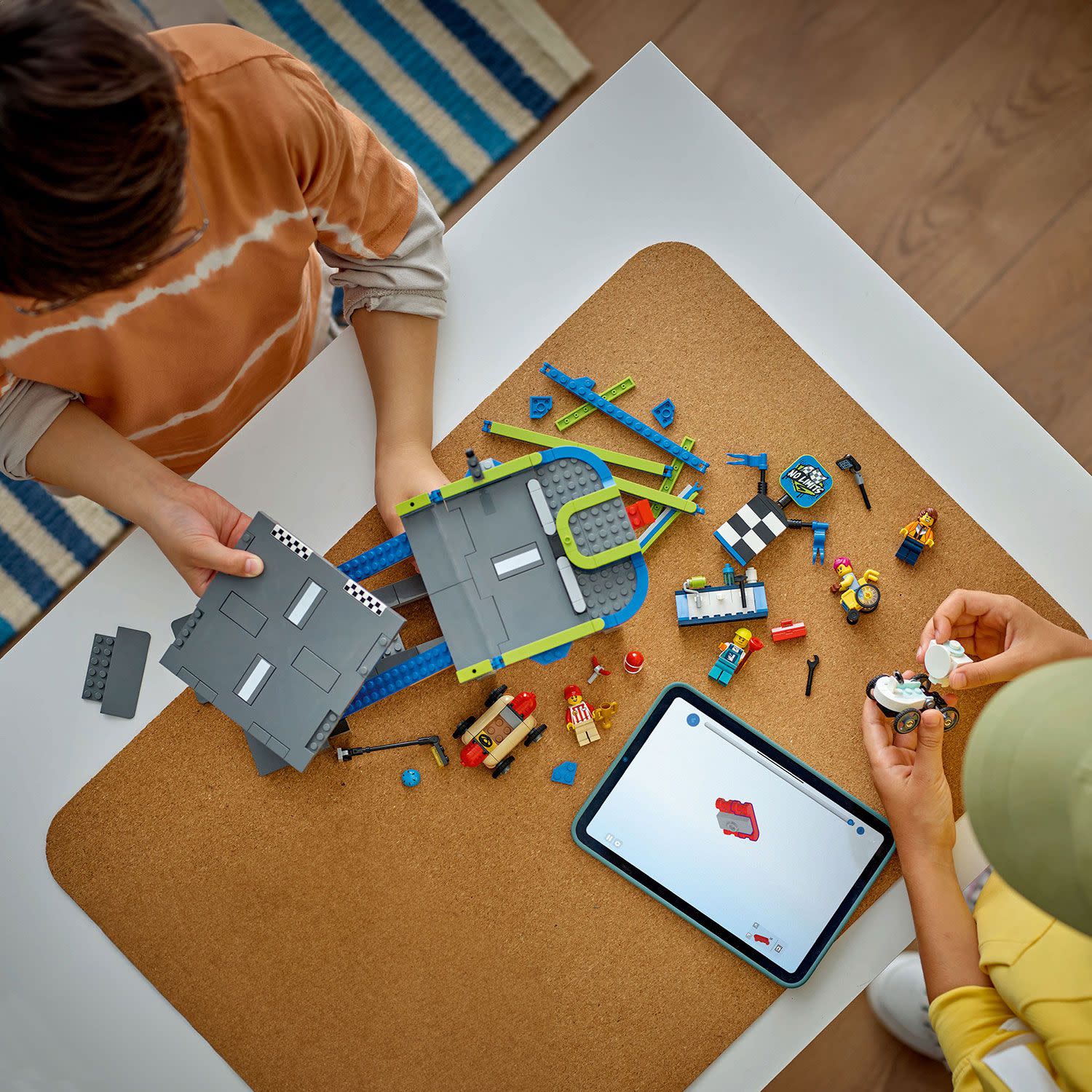 Εικόνα 3 του LEGO 60460 No Limits: Race Car Ramp Track