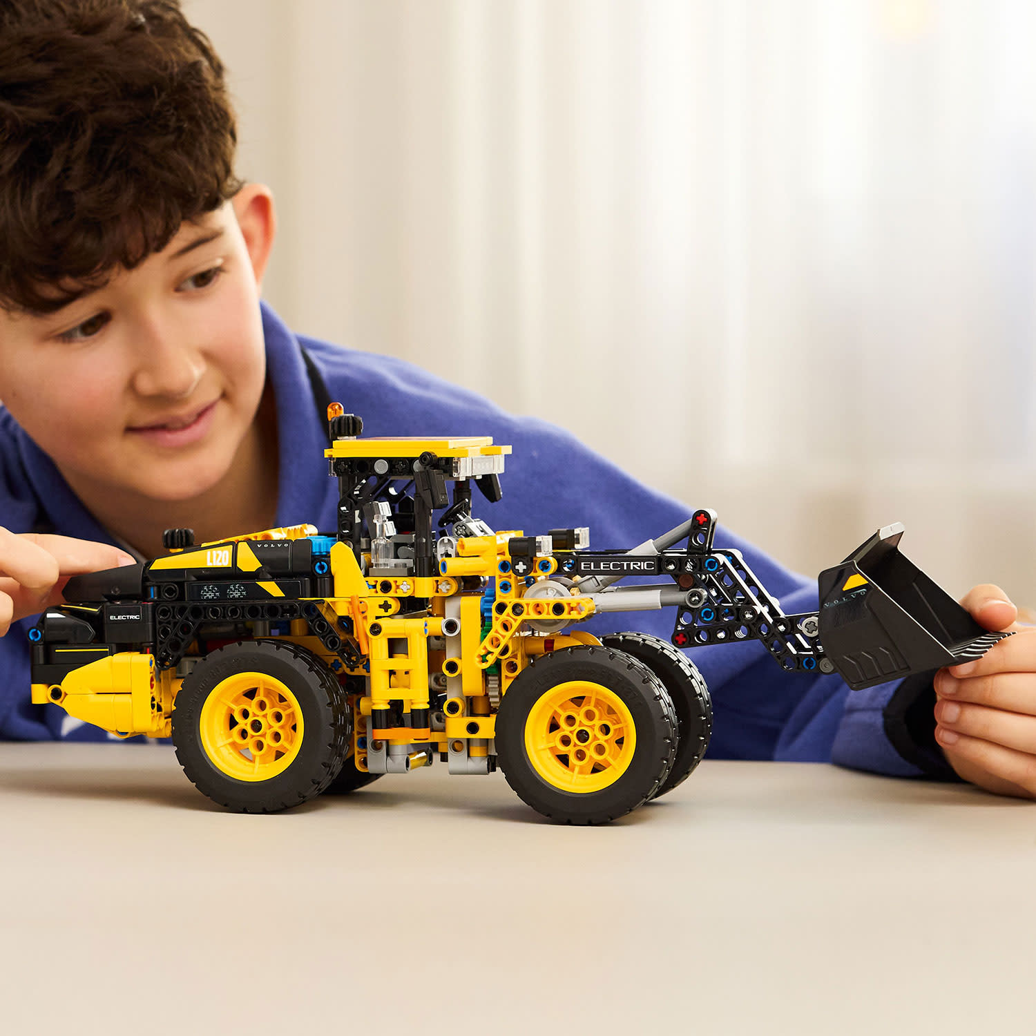 Εικόνα 5 του LEGO 42209 Volvo L120 Electric Wheel Loader
