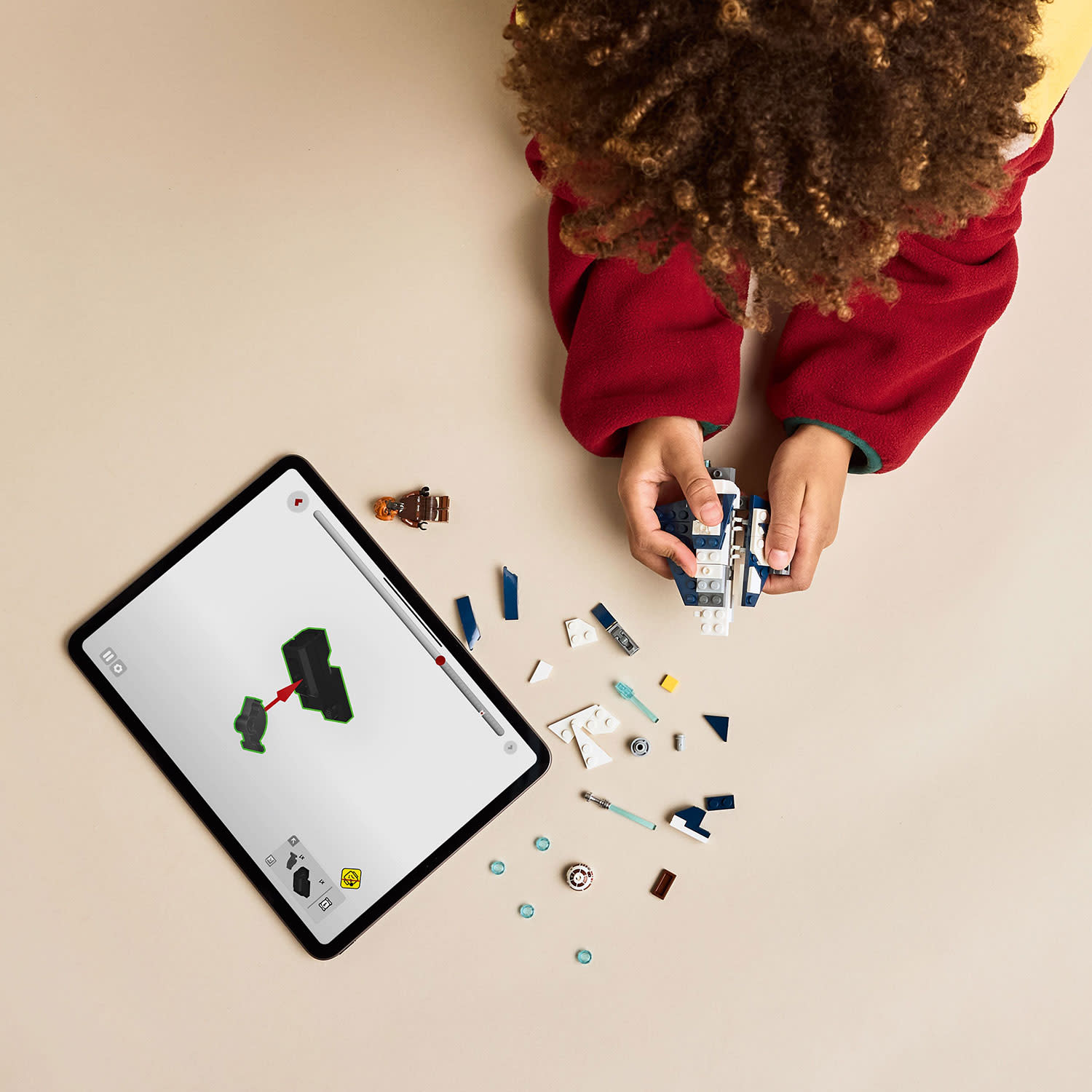 Κάνε κλικ για να δεις την εικόνα 3 του LEGO 75400 Plo Koon'S Jedi Starfighter Microfighte