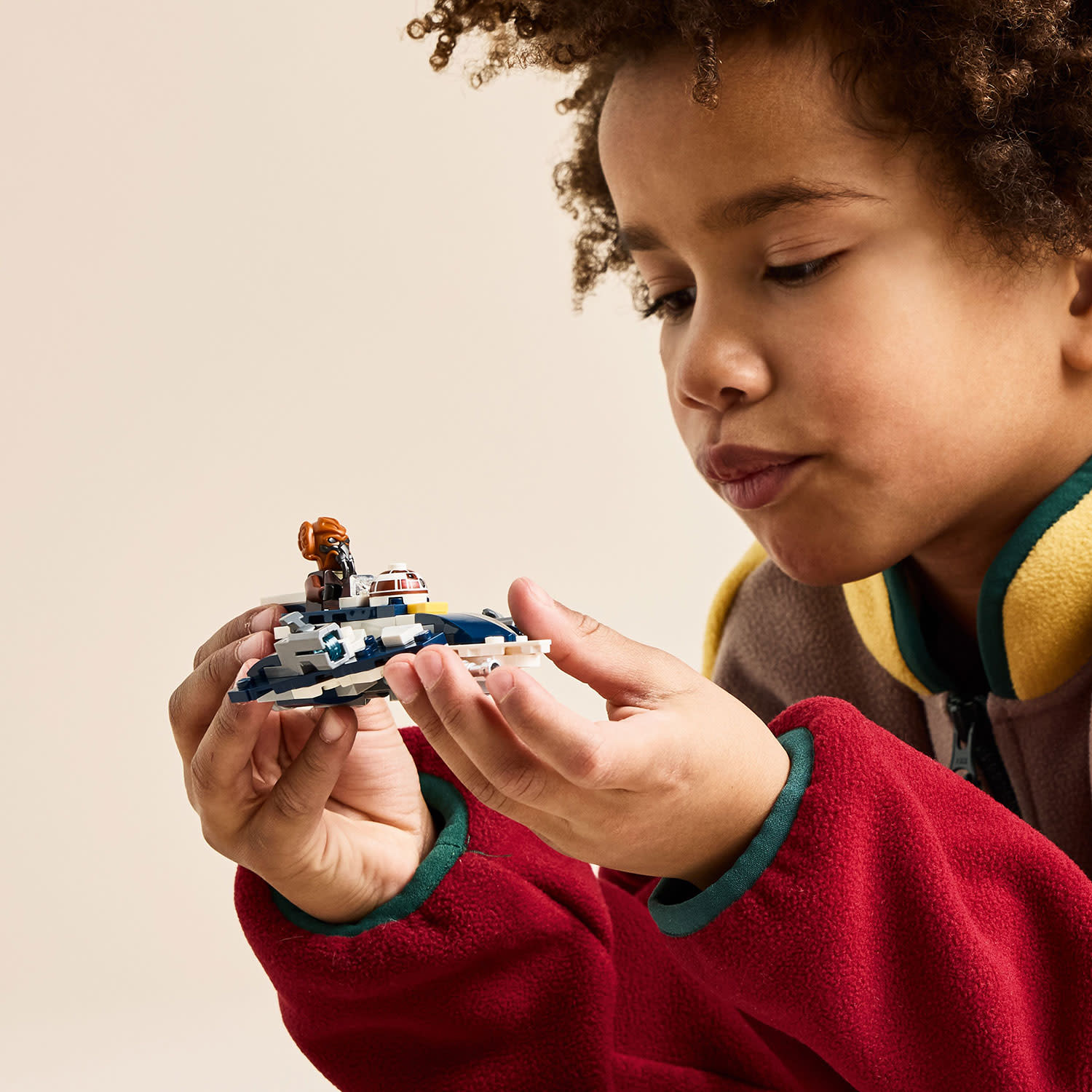 Κάνε κλικ για να δεις την εικόνα 4 του LEGO 75400 Plo Koon'S Jedi Starfighter Microfighte