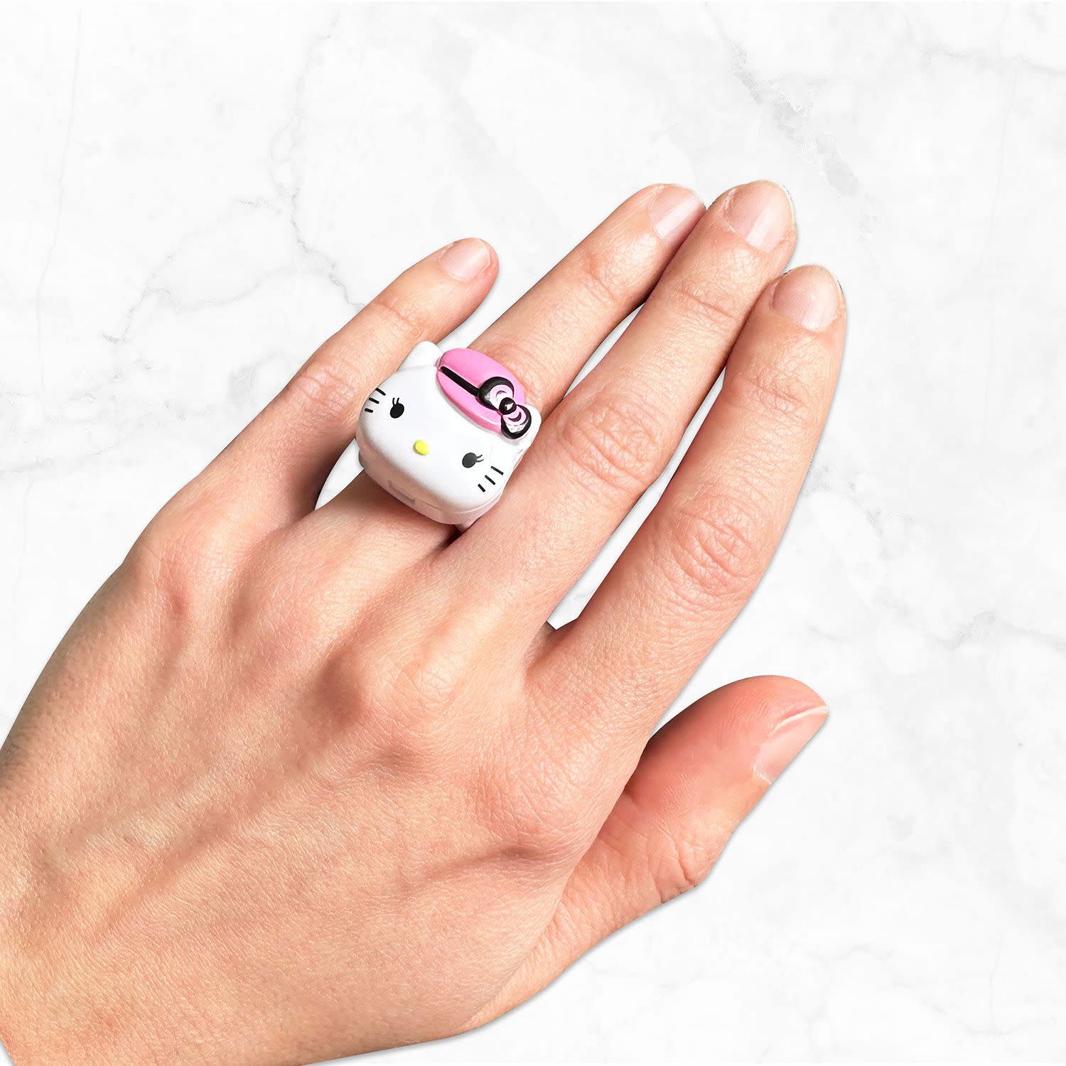 Εικόνα 7 του Giochi Preziosi Hello Kitty Δαχτυλίδι Lip Gloss (5 Σχεδια)