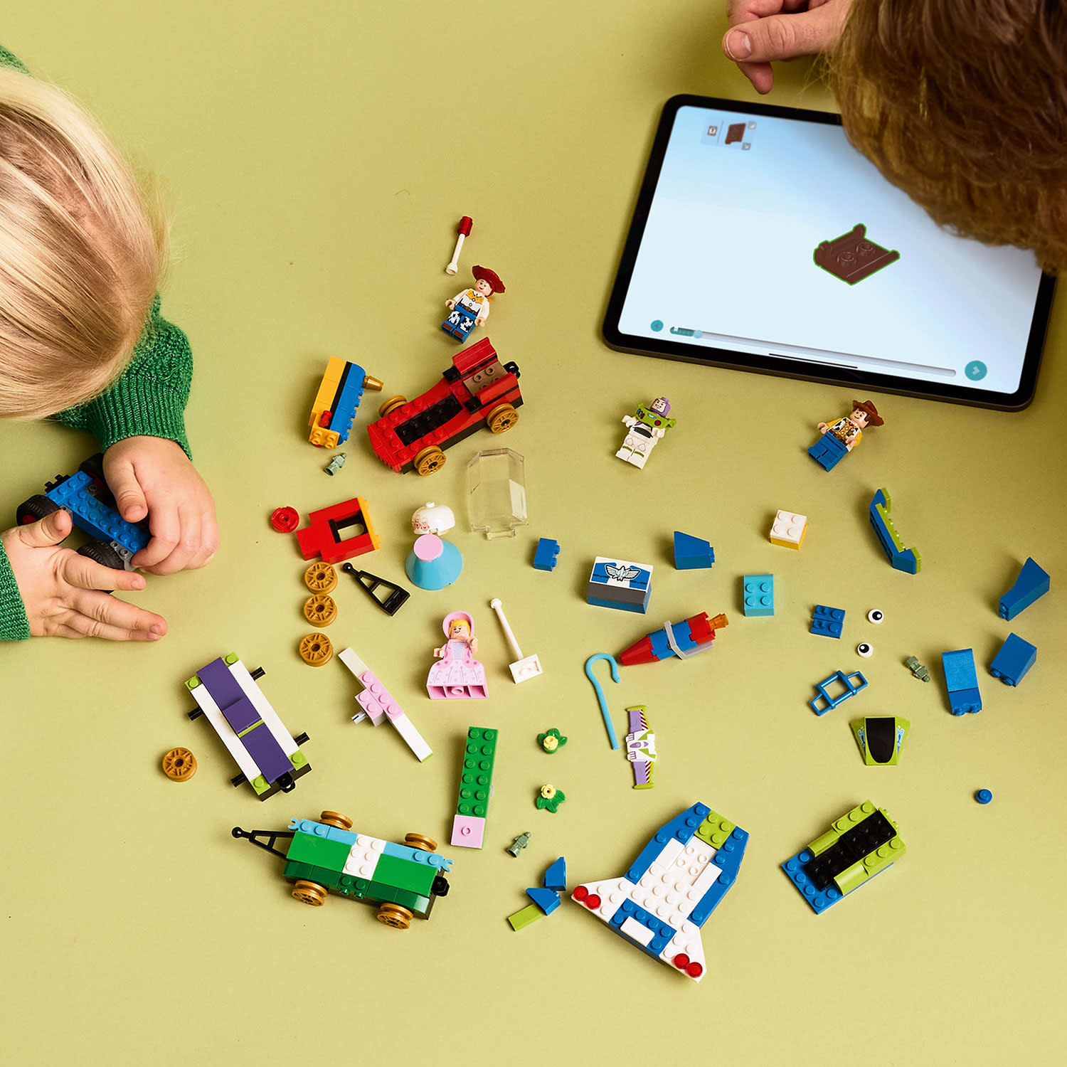 Εικόνα 3 του LEGO 43264 Toy Story Celebration Train & Rc Car