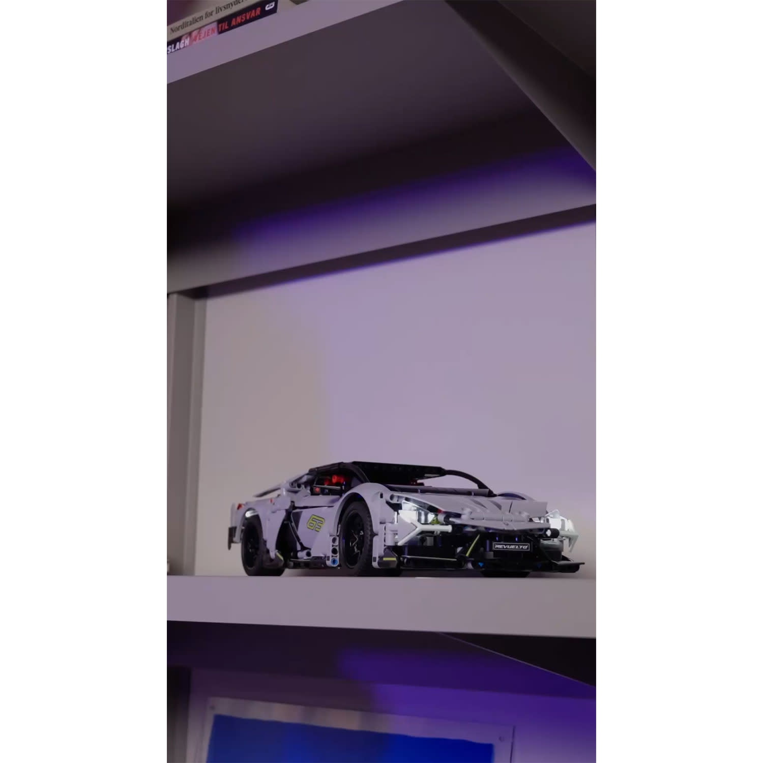 Εικόνα 5 του LEGO Lamborghini Revuelto Super Sports Car 42214
