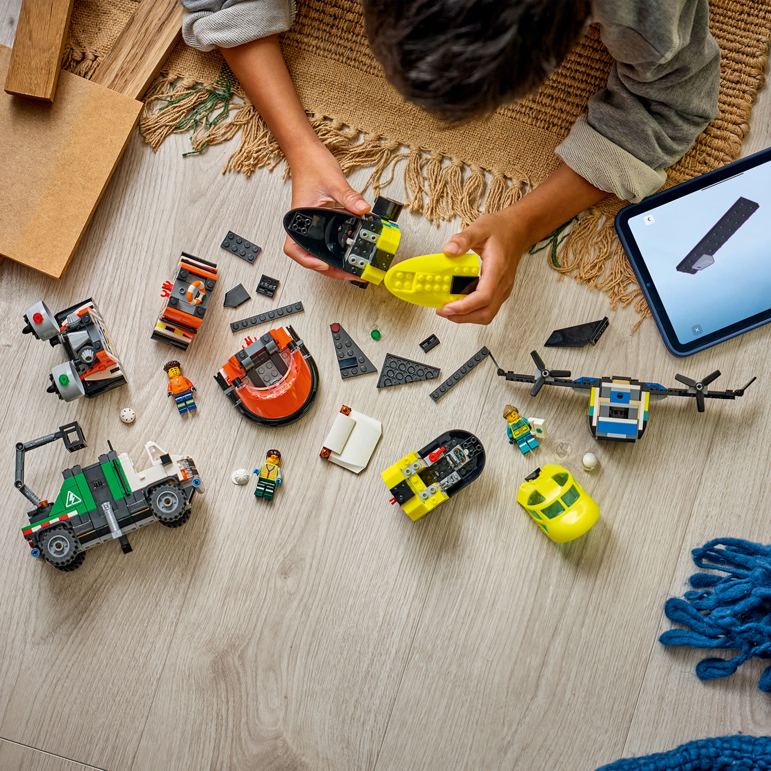 Εικόνα 3 του LEGO 60505 Airplane, Service Truck & Hovercraft Rem