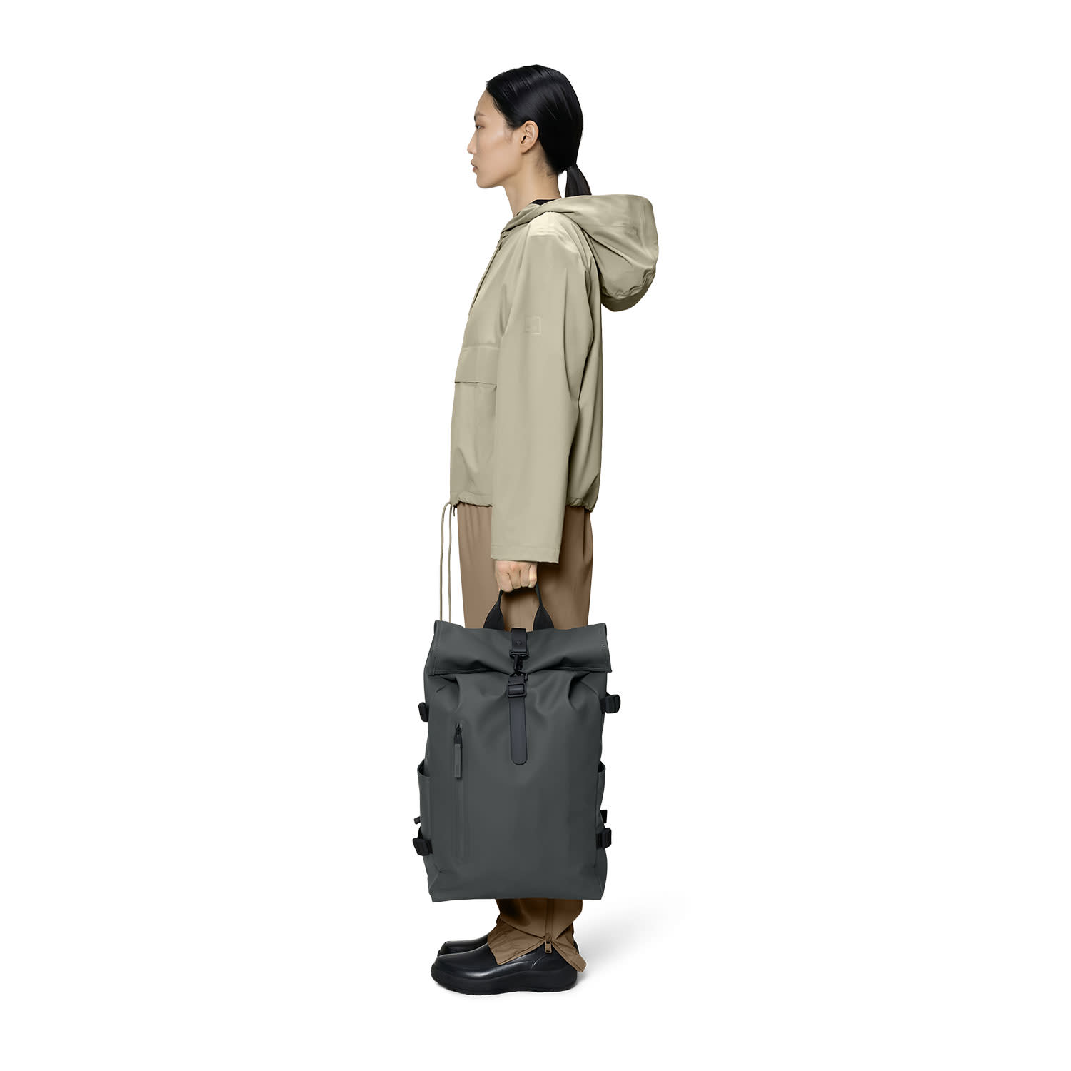 Κάνε κλικ για να δεις την εικόνα 5 του Rains Rolltop Rucksack Large W3 Dark Grey