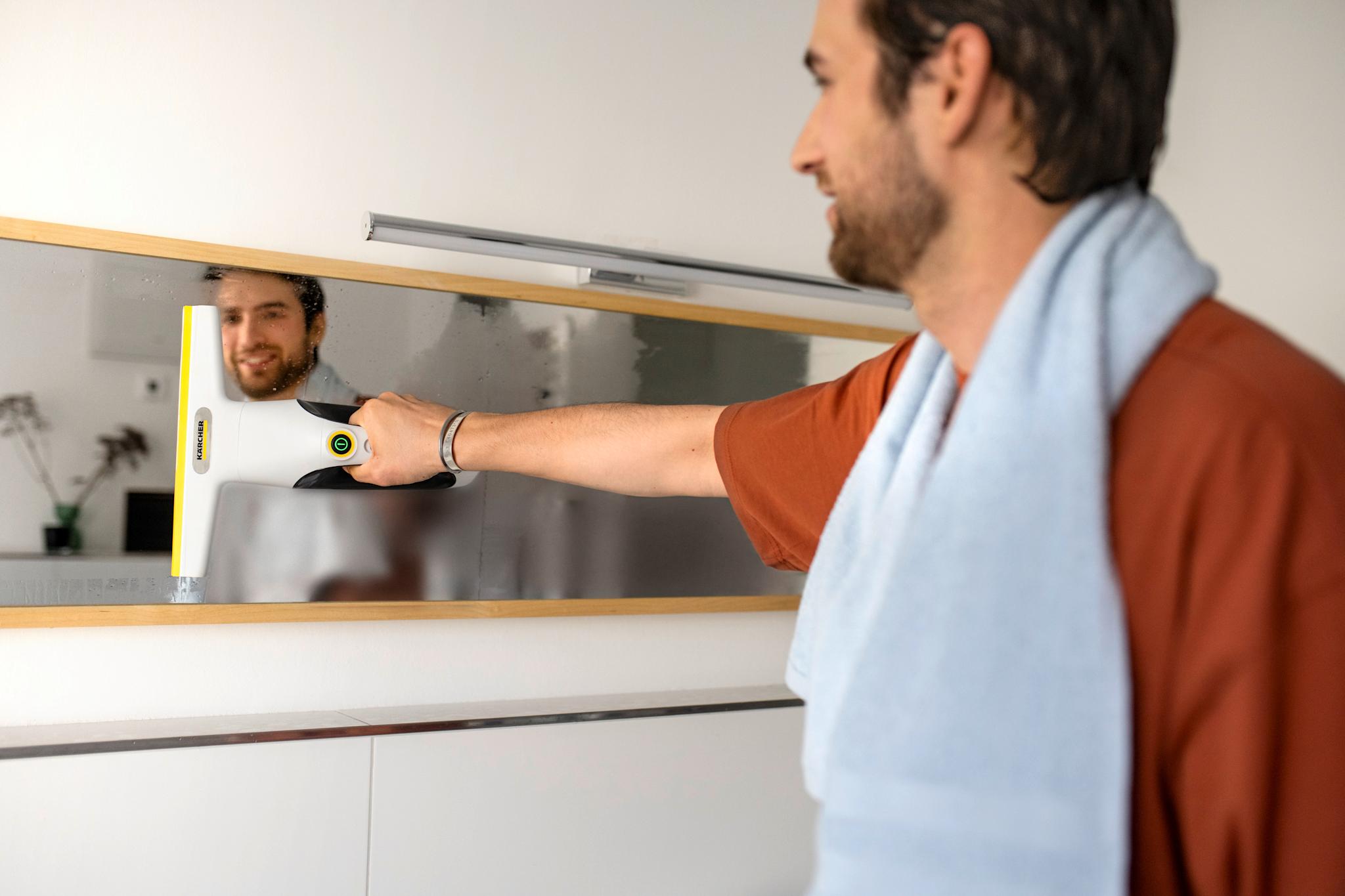 Εικόνα 5 του Karcher Καθαριστής Τζαμιών WV 2 Universal Care