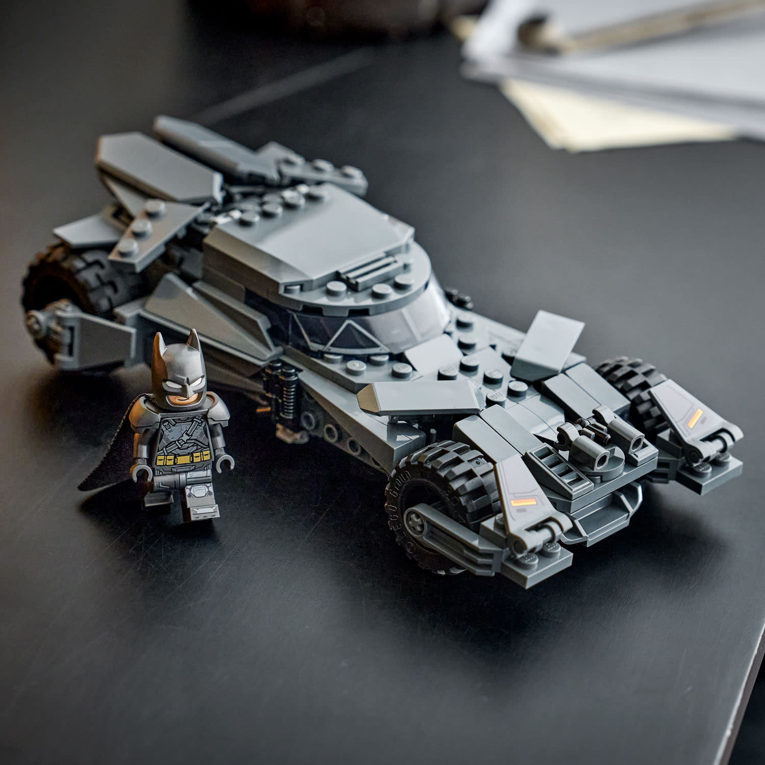 Εικόνα 7 του LEGO 76331 Batman v Superman™ Batmobile™