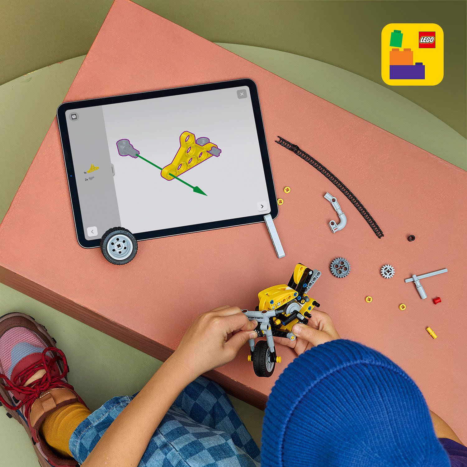 Εικόνα 7 του LEGO  Technic Κίτρινη Μοτοσικλέτα 42225