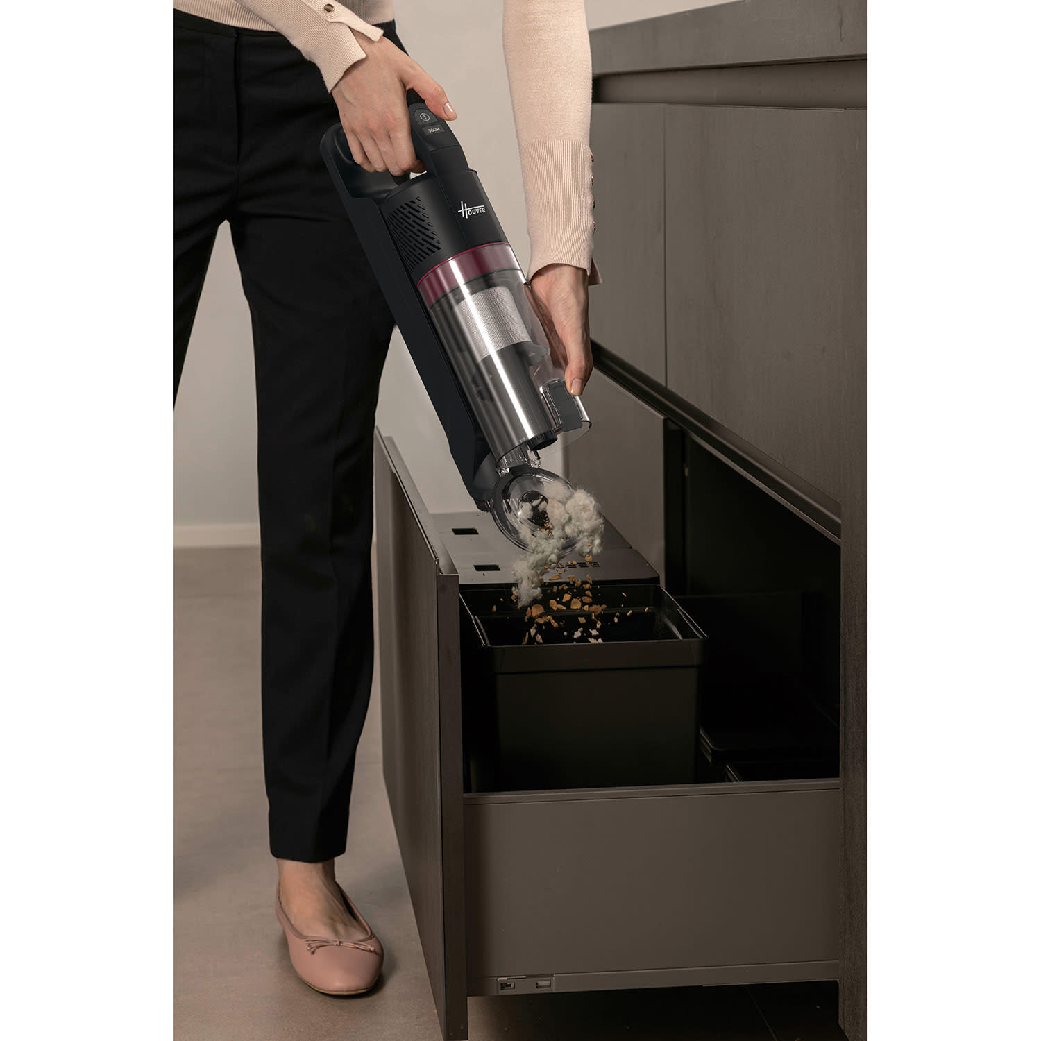 Κάνε κλικ για να δεις την εικόνα 10 του Hoover Σκούπα Stick Επαναφ/μενη HF1M10HX 011 HF1