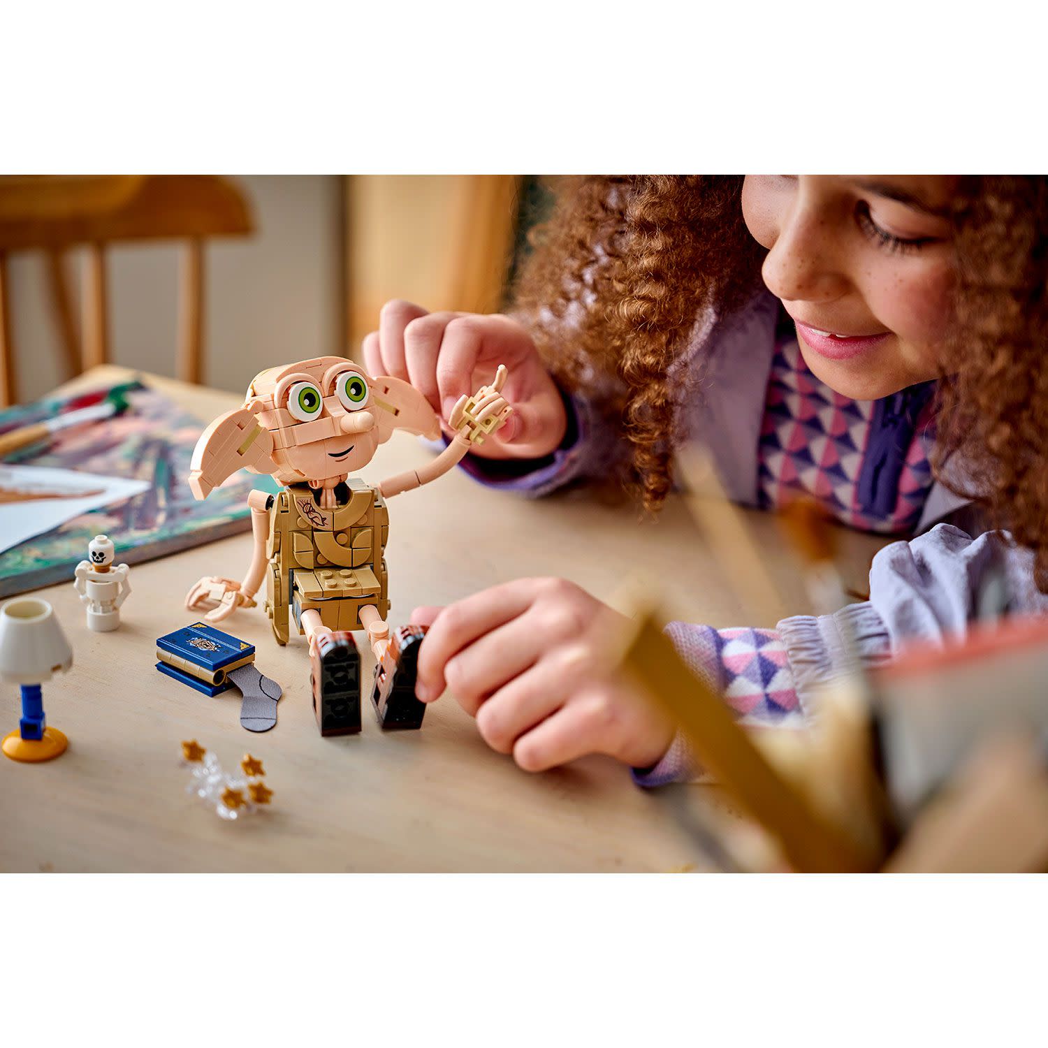 Κάνε κλικ για να δεις την εικόνα 3 του LEGO Harry Potter™ Ντόμπι, το Ελεύθερο Ξωτικό 76469