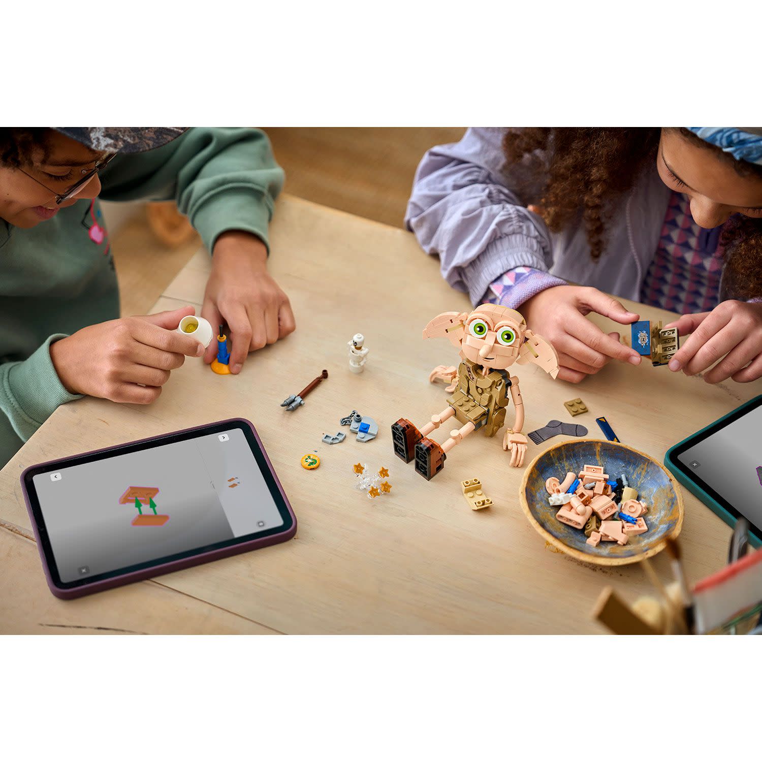 Κάνε κλικ για να δεις την εικόνα 4 του LEGO Harry Potter™ Ντόμπι, το Ελεύθερο Ξωτικό 76469