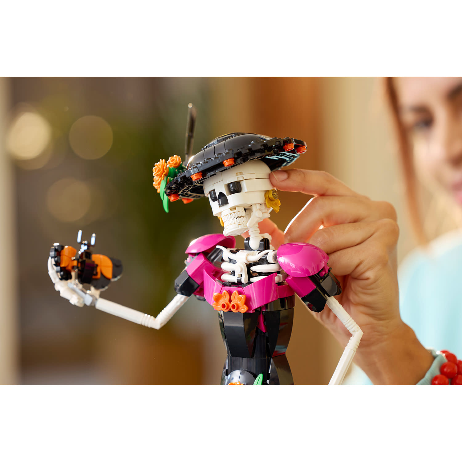 Κάνε κλικ για να δεις την εικόνα 4 του LEGO Ideas La Catrina 21372