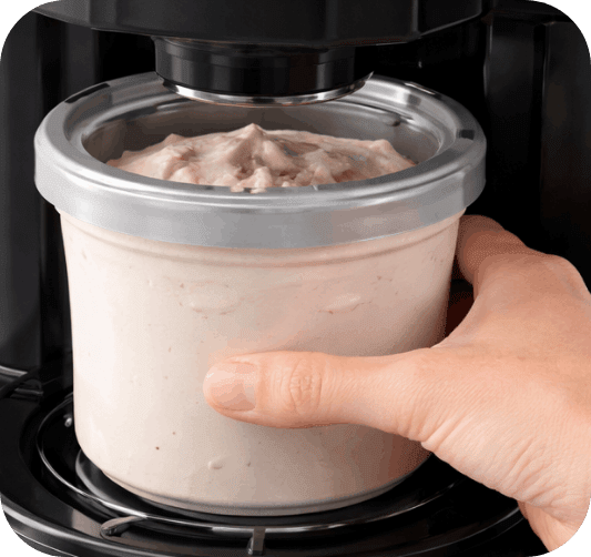 Το τέλειο σπιτικό παγωτό σε 4 βήματα