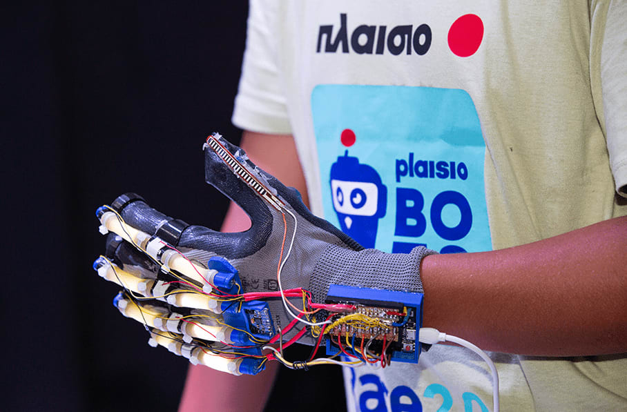 Plaisiobots