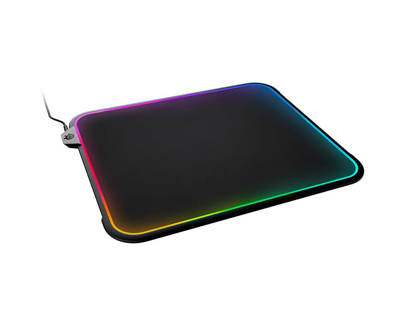 Steel_Series_Mousepad_QcK_Prism
