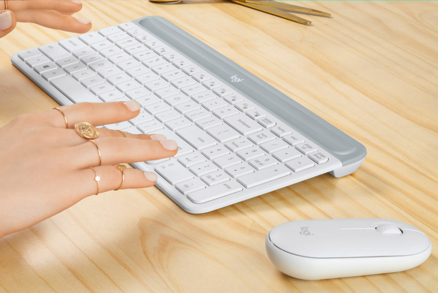 3313964-Tile-3-a3abae