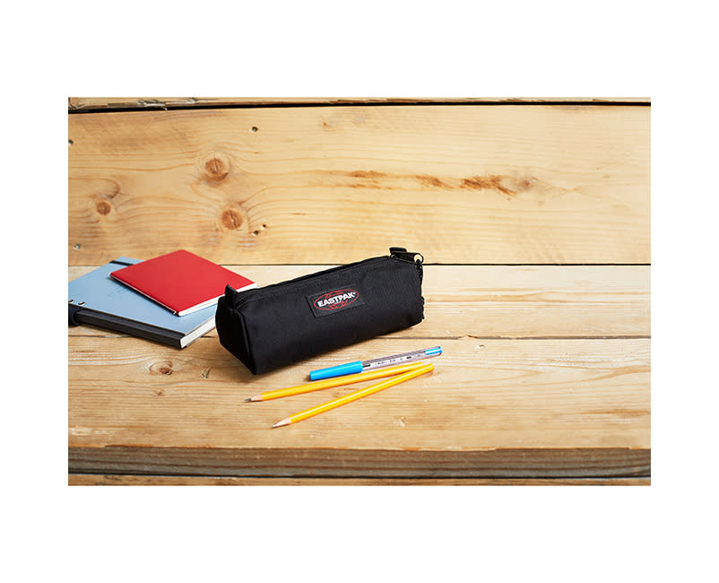 ΚΑΣΕΤΙΝΑ ROUND BLACK EASTPACK