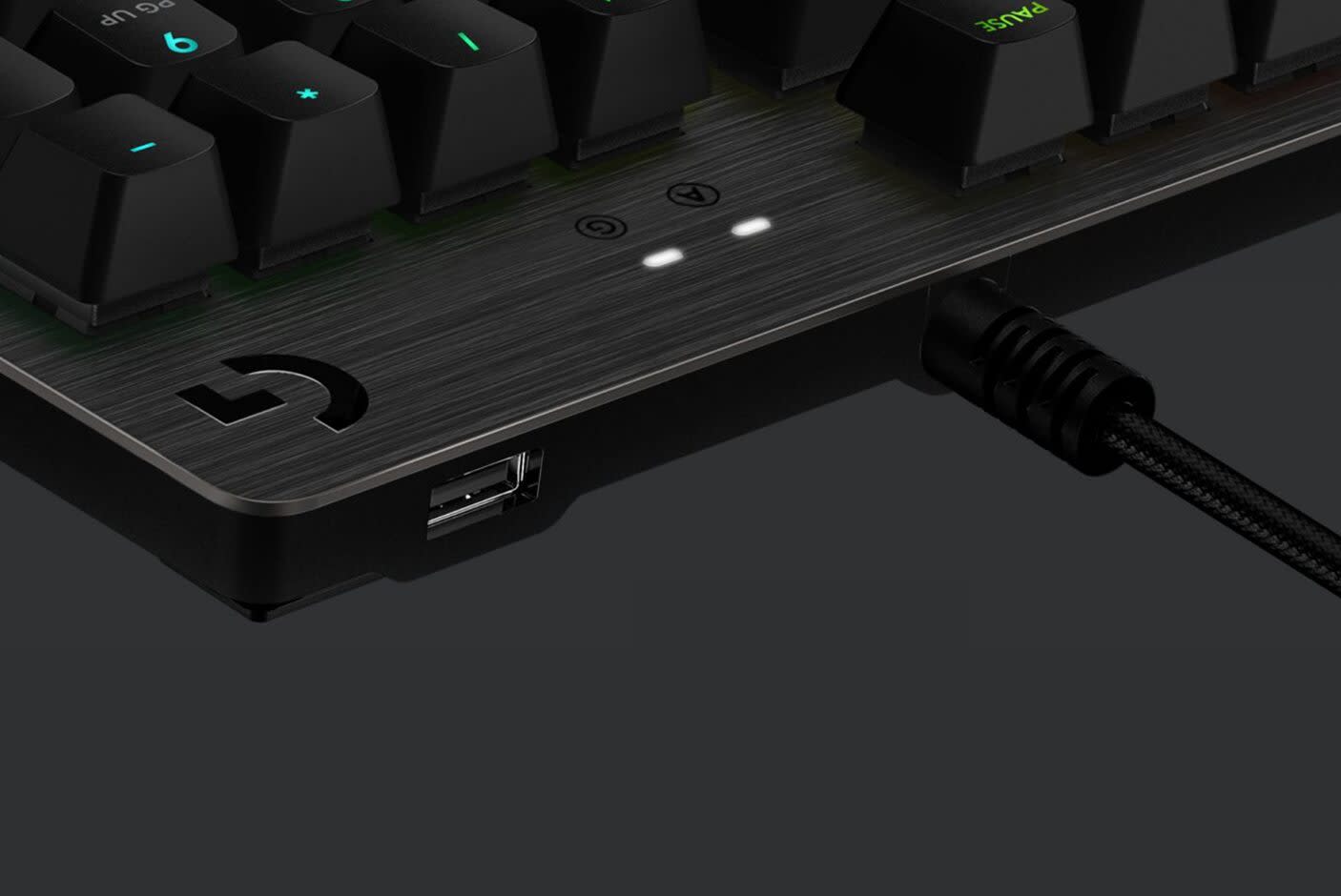 3314375-Tile-4-USB-2f3032