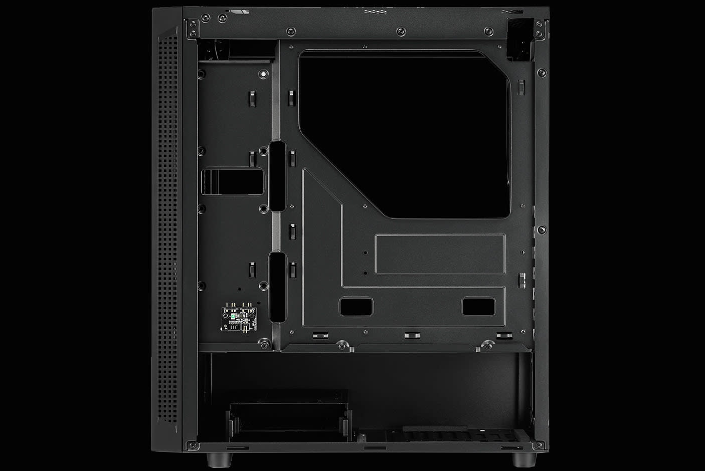 3603903-Tile-2-sharkoon-slider-midi