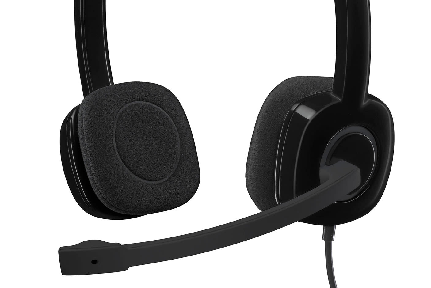 3674738-Tile-2-LogitechH151-ergonomics