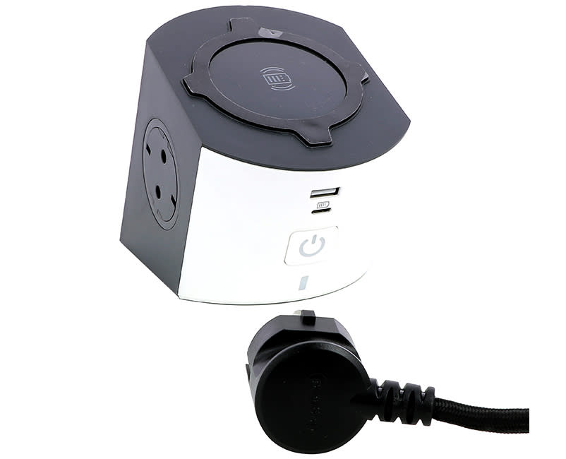 Legrand Πολύπριζο Wirless Charger USBA+C