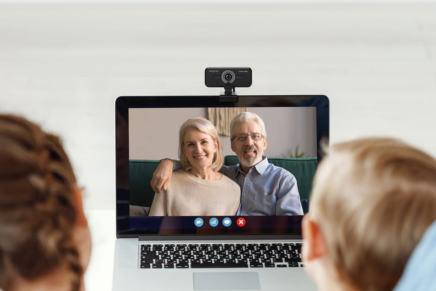 3782573-Tile-5-Creative-Live-sync-V2-voice