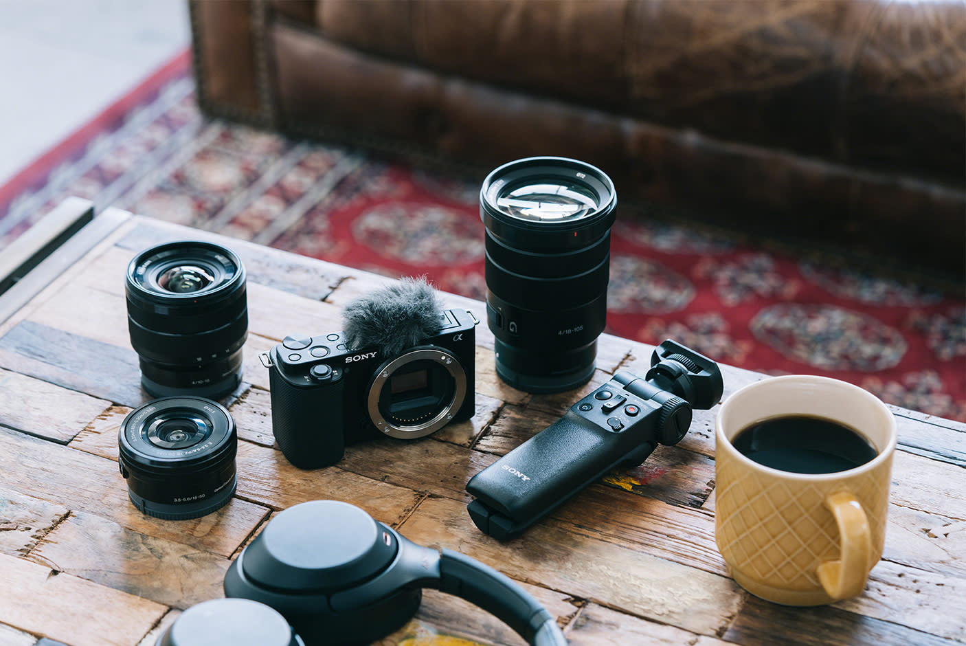 3800849-Tile-1-Sony-ZV-E10-lenses