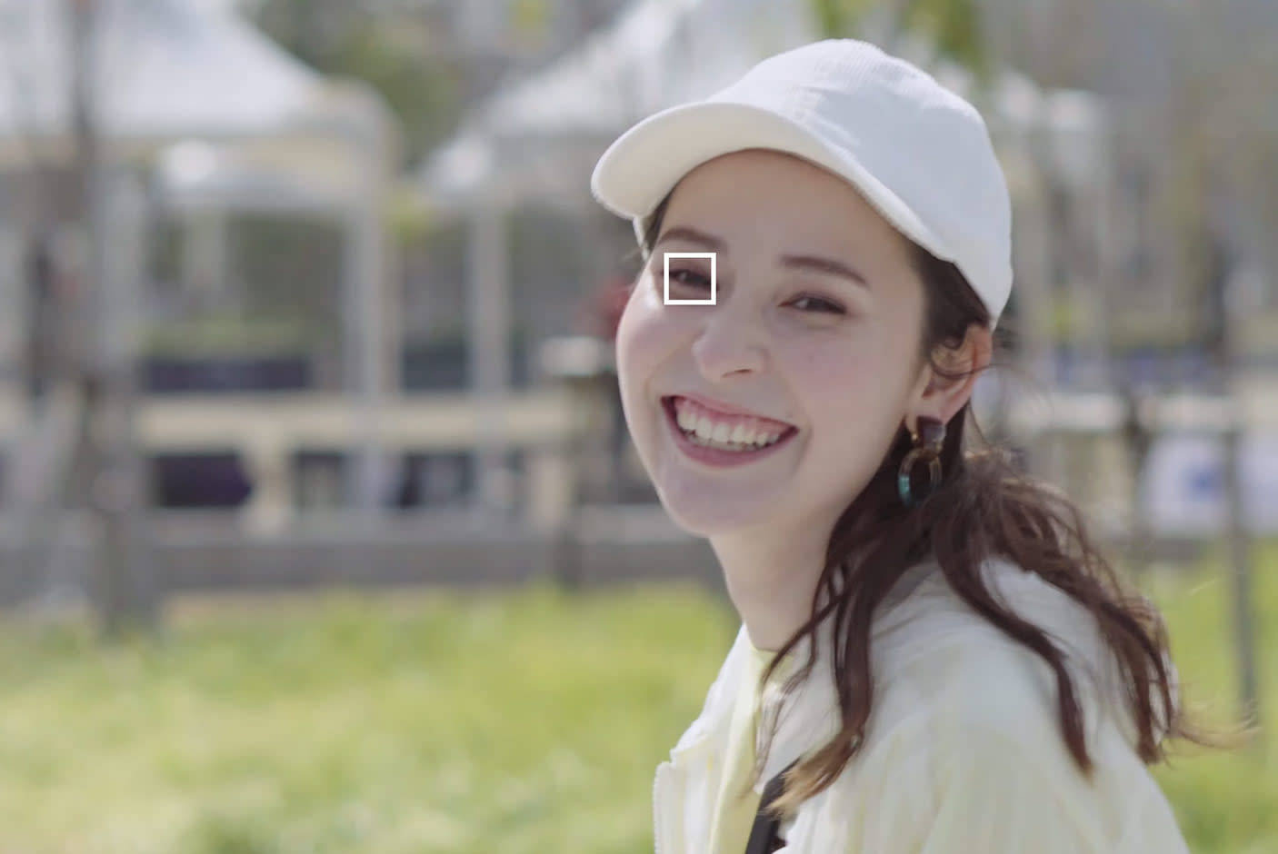 3800849-Tile-4-Sony-ZV-E10-stabilization