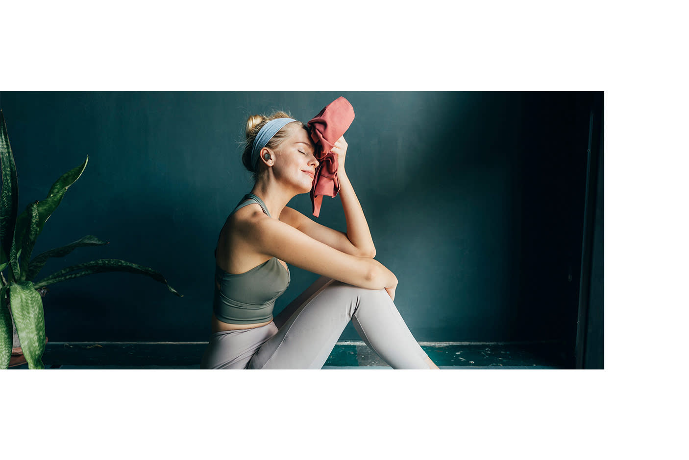 3801616-Tile-7-Creative-Outlier-Air-V3-