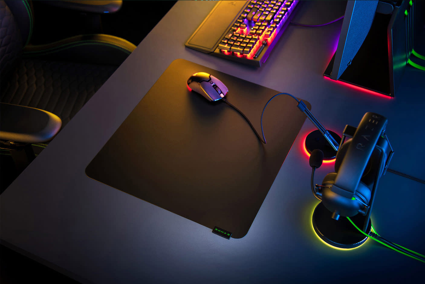 3822613-Tile-3-Razer-Sphex-V3-adhesive