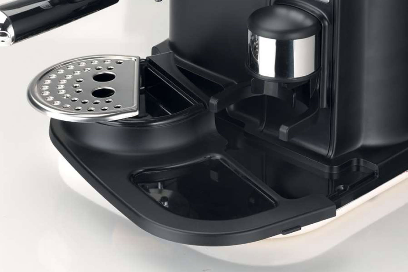 3827151_TILE3_050a10