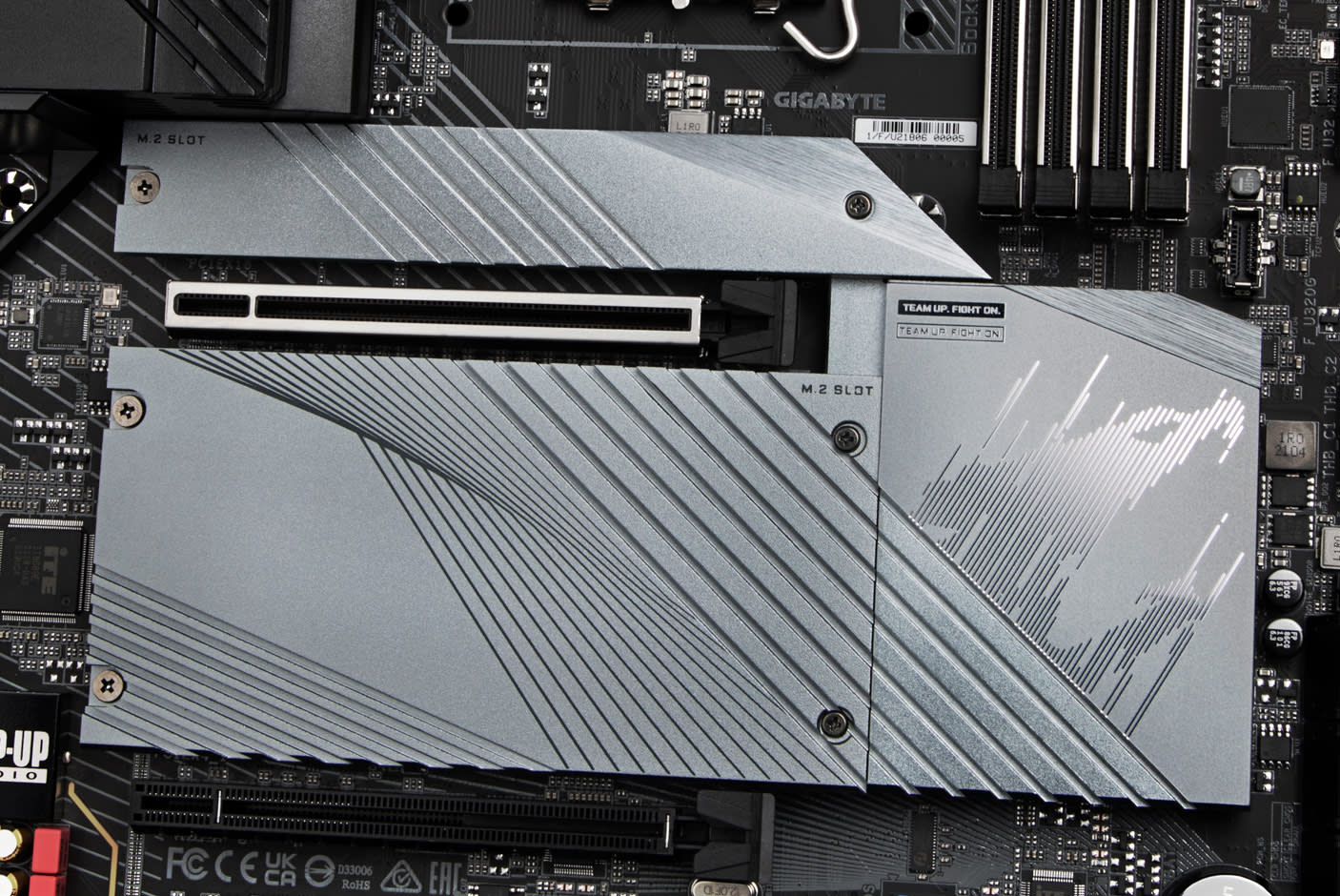 3838668-Tile-5-Quad-PCIe-M2