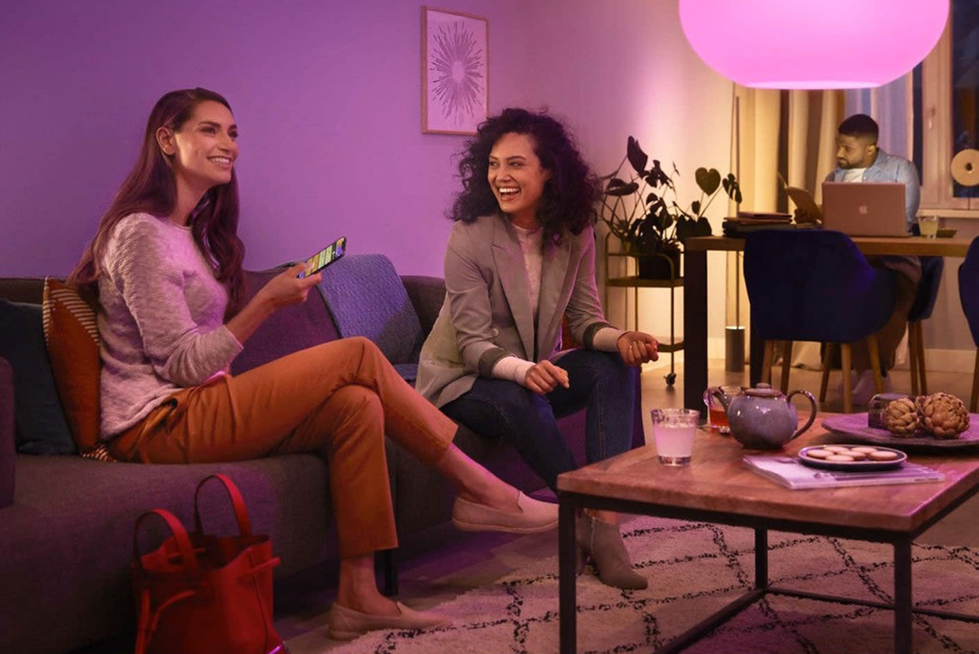 3608379-Tile-3-Philips-Hue-Iris-Gen4