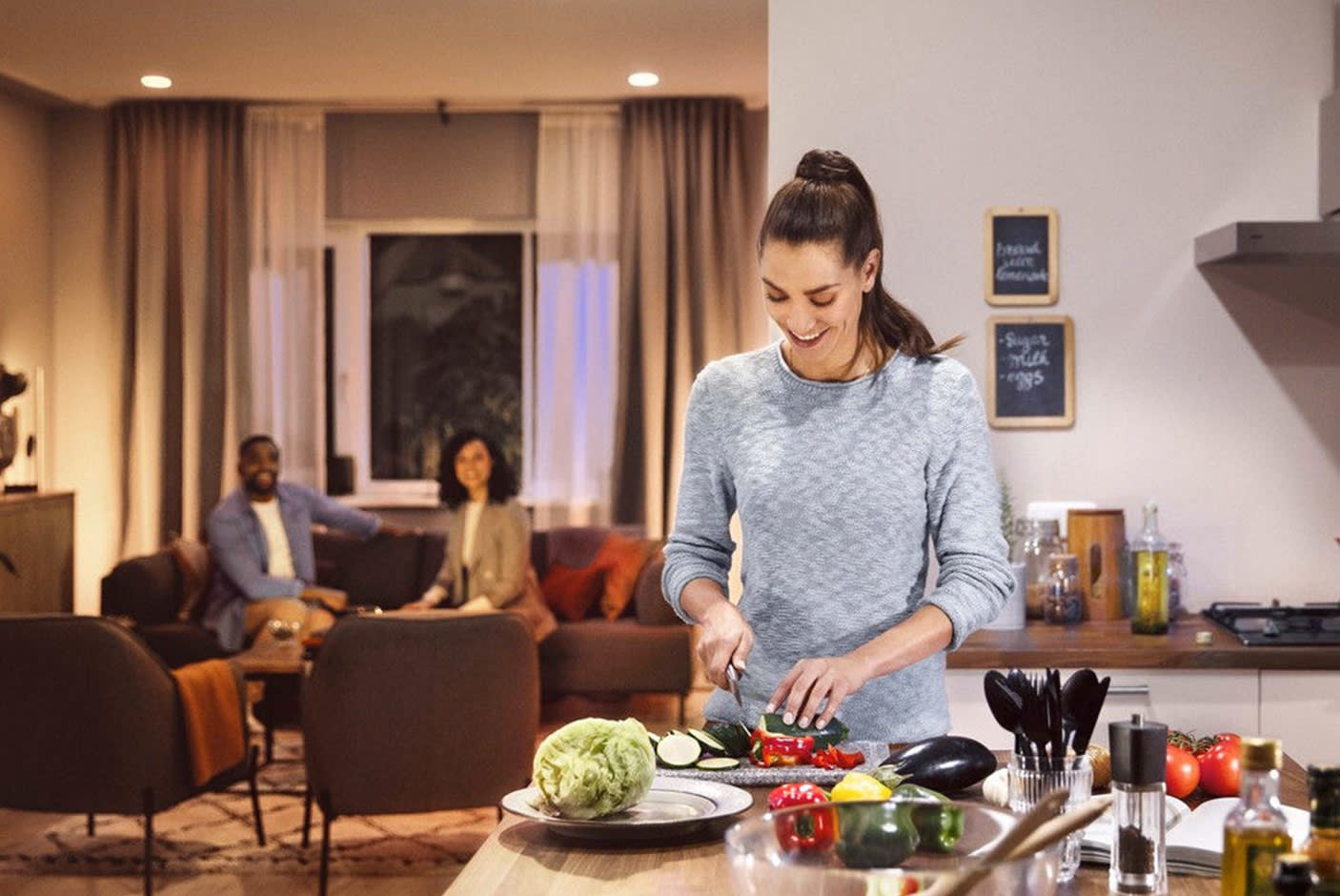 3608476-Tile-2-Philips-Hue-Liane