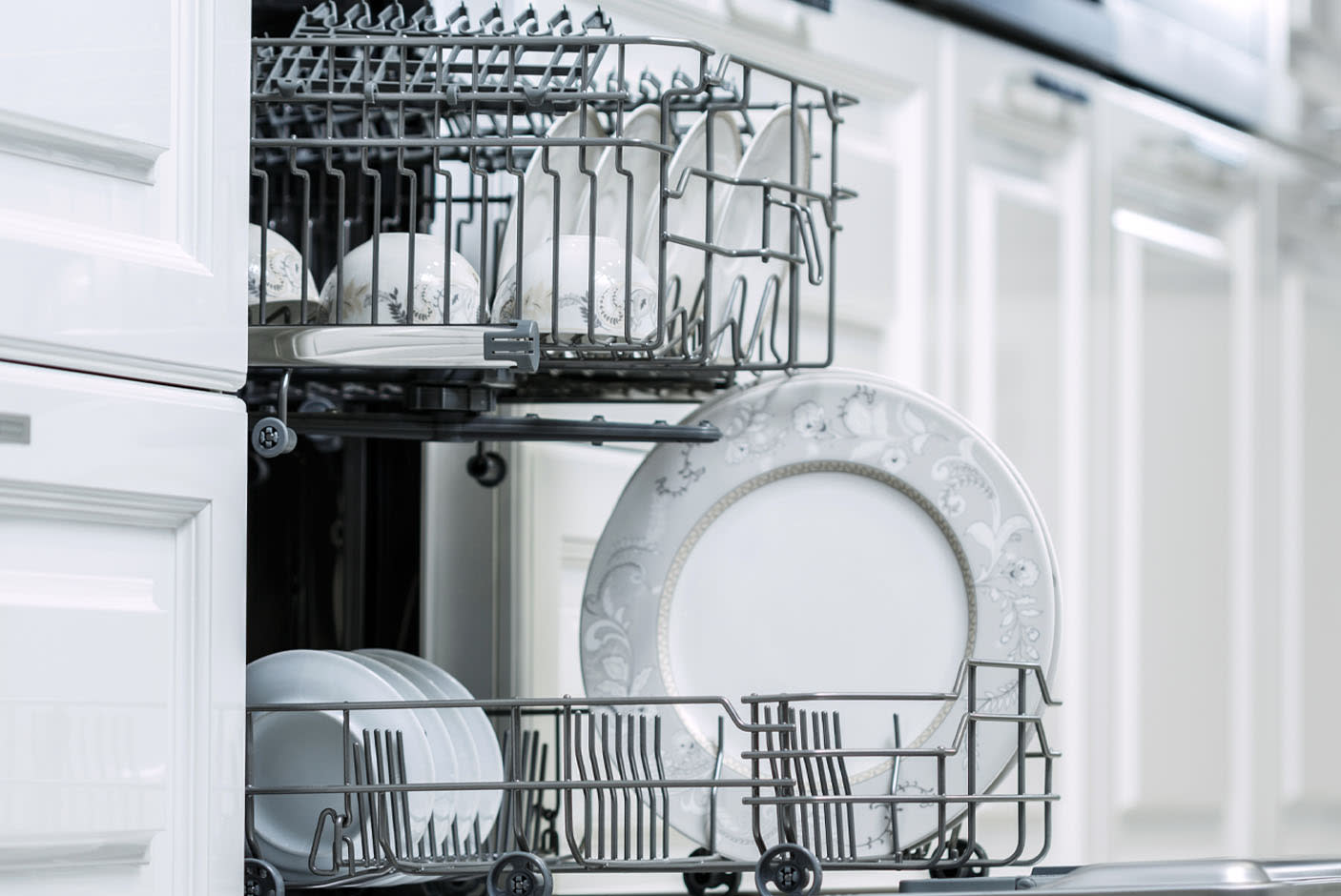 3857883_TILE3_2f3838