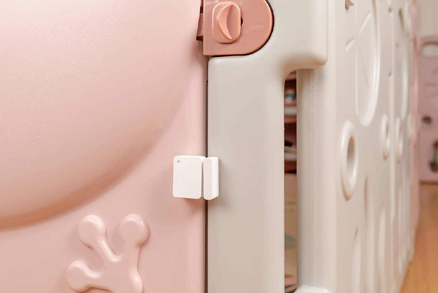 3879992-Tile-3-Xiaomi-Mi-Windowdoor-Sensor2-uses