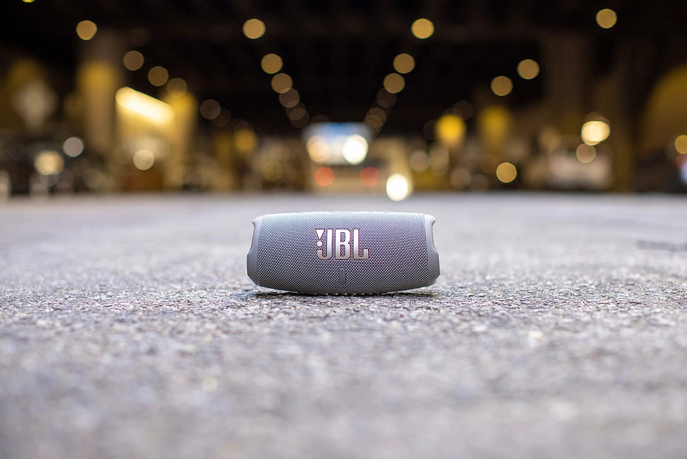 3666476-Tile-2-JBL-Charge-5