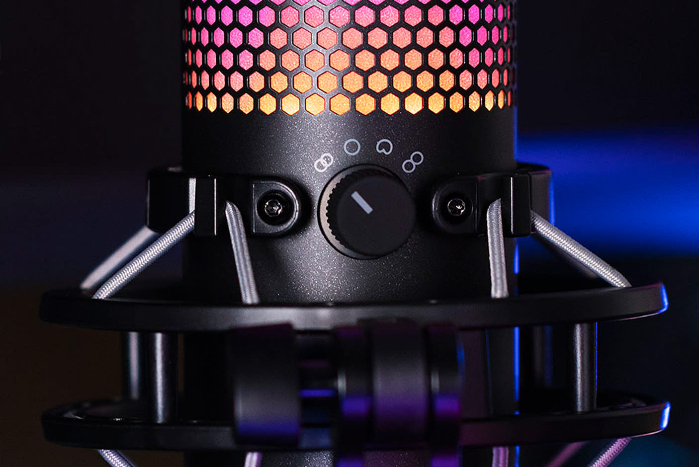 3896811-Tile-3-Hyperx-Quadcast-s-polars