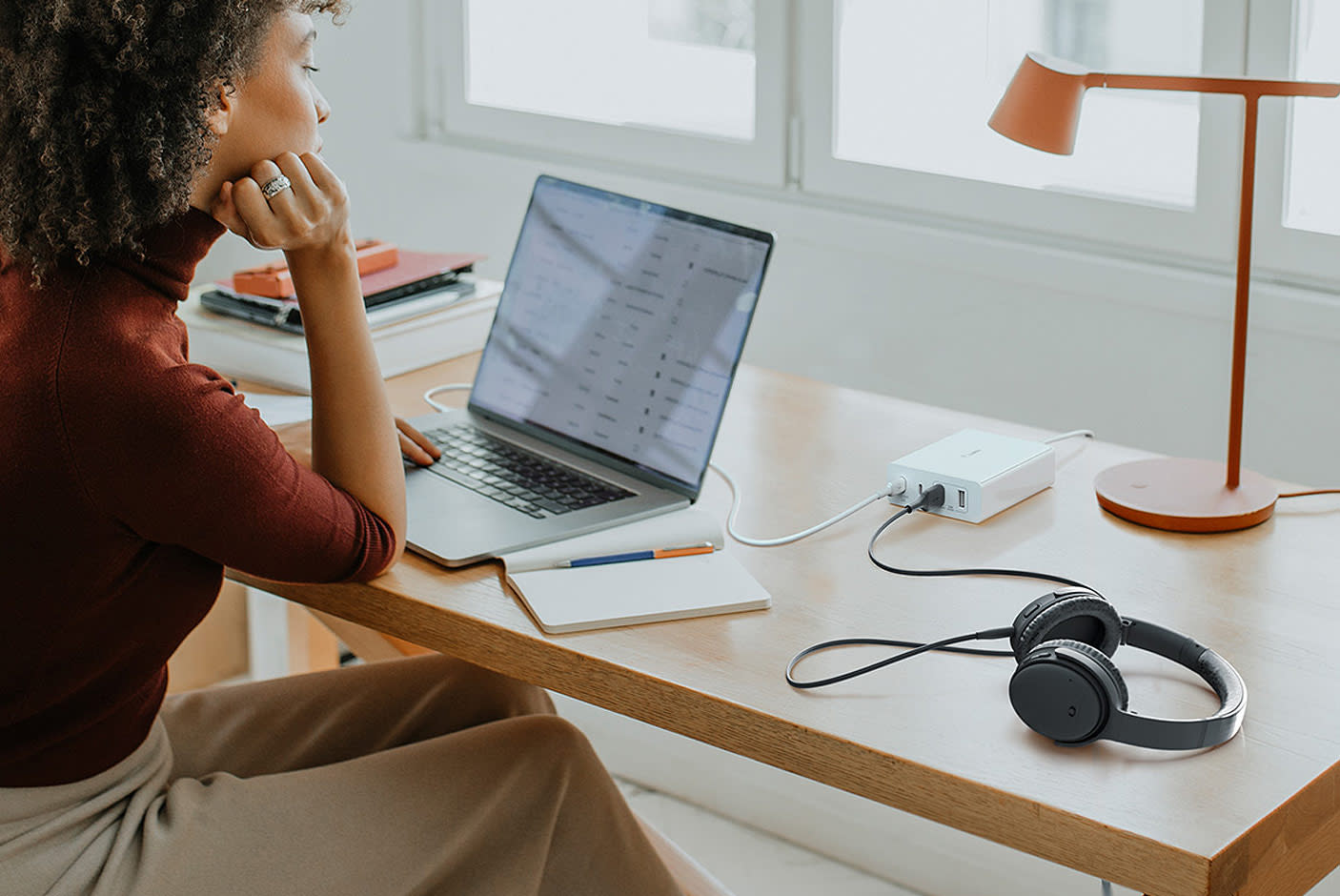 3898628-Tile-1-Belkin-Usb-Charger-GAN-charge