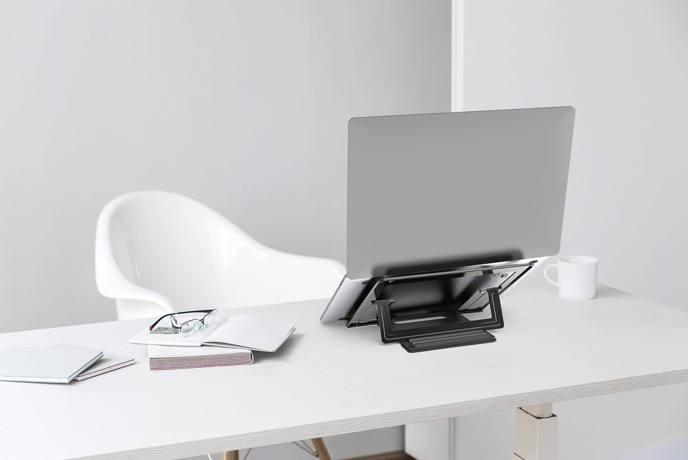 3898725-Tile-2-Fazn-laptop-portable