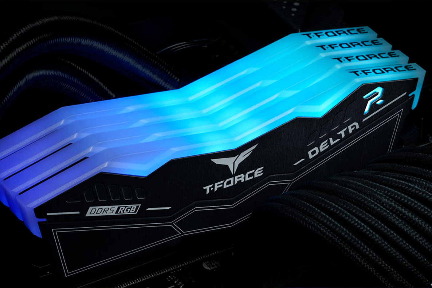 3900592-Tile-3-ASUS-Aura-Sync