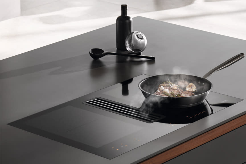 3909875_TILE1_3e3c3b